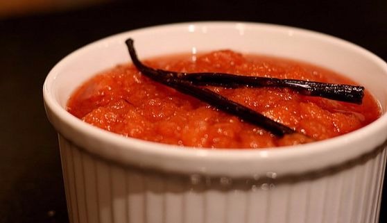 Варенье из брусники и лимонов в мультиварке